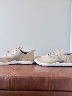 HIKE Footwear HF Stride Tan Barefoot Shoes Women 10-10.5 Men 8-8.5 NWT
